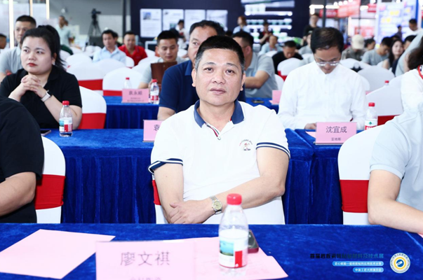 巧技筑界，狀元護(hù)航 | 金科瓷磚獨(dú)家冠冕工匠盛典！